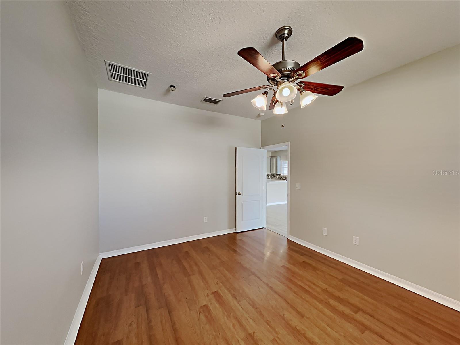 Image 22 of 24 For 4020 Langdrum Drive