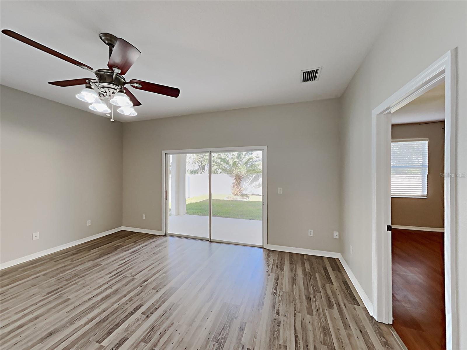 Image 8 of 24 For 4020 Langdrum Drive