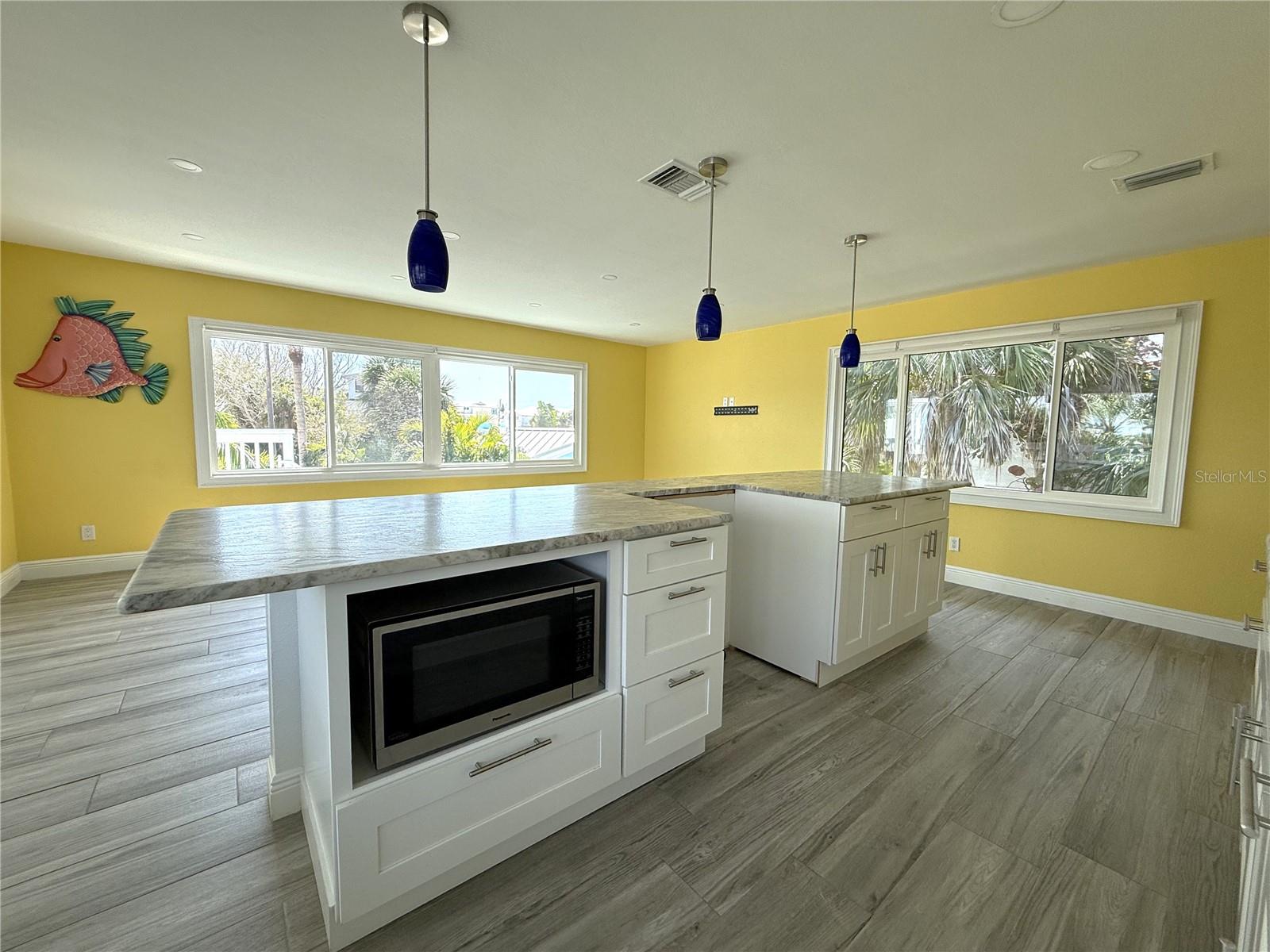 Image 30 of 67 For 1290 Shore View Drive 5