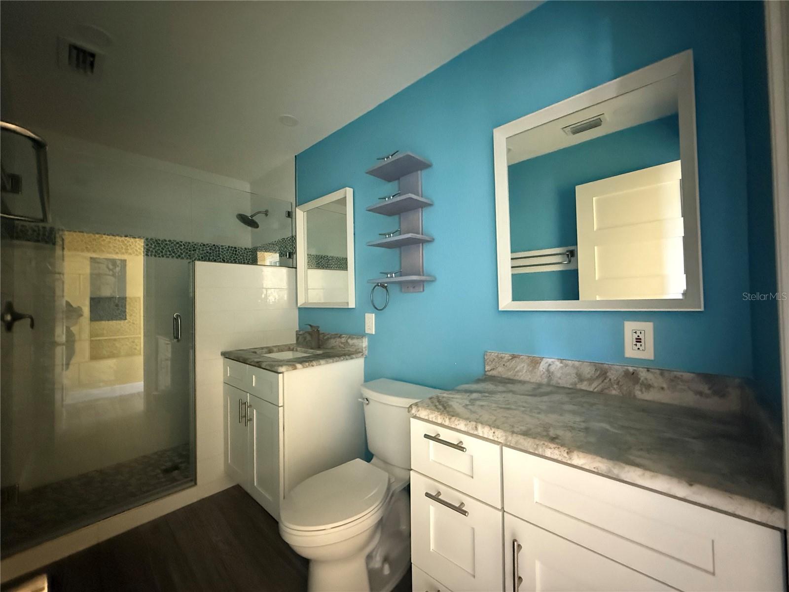 Image 38 of 67 For 1290 Shore View Drive 5