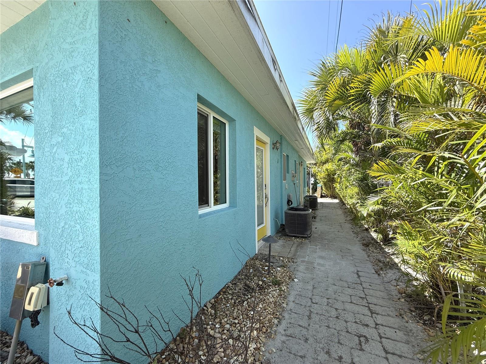 Image 45 of 67 For 1290 Shore View Drive 5