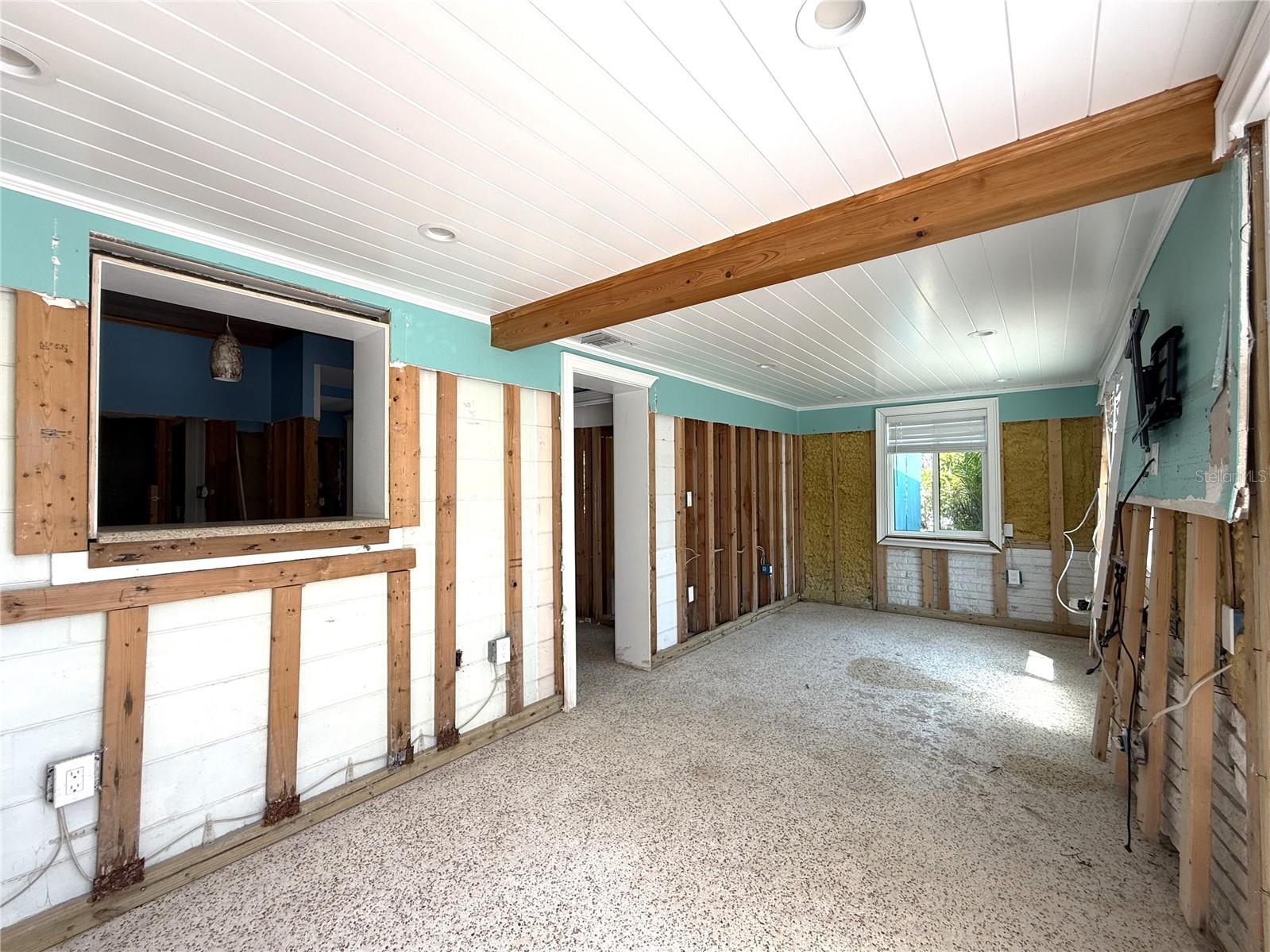 Image 57 of 67 For 1290 Shore View Drive 5