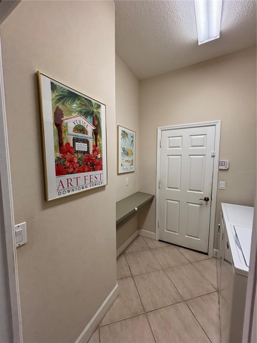 Image 28 of 40 For 132 Amora Avenue