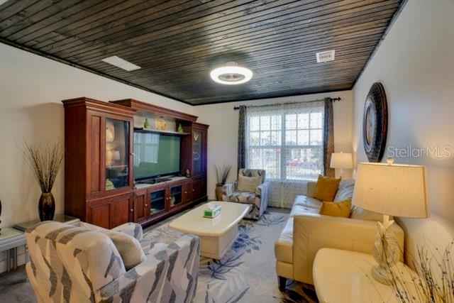 Image 3 of 18 For 209 Olympia Avenue