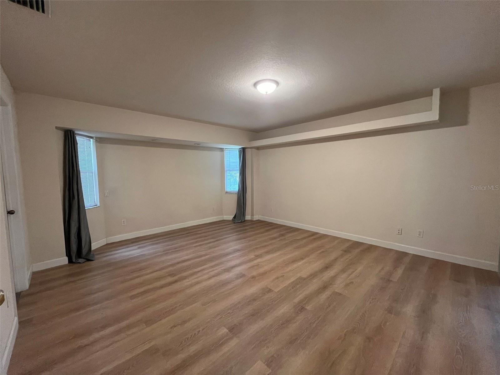 Image 13 of 24 For 4847 Luther Avenue