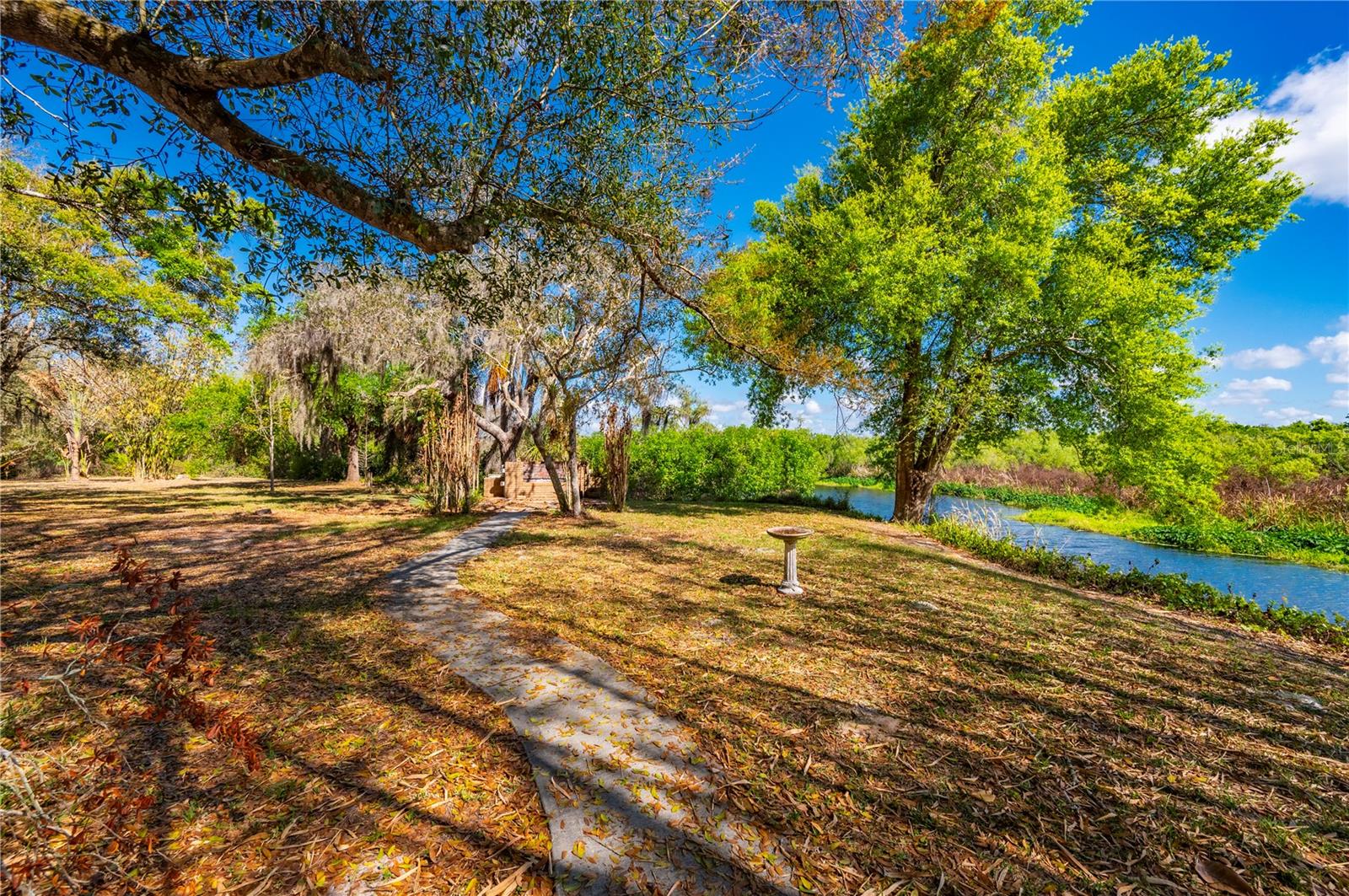 Image 41 of 63 For 32600 Serene Drive