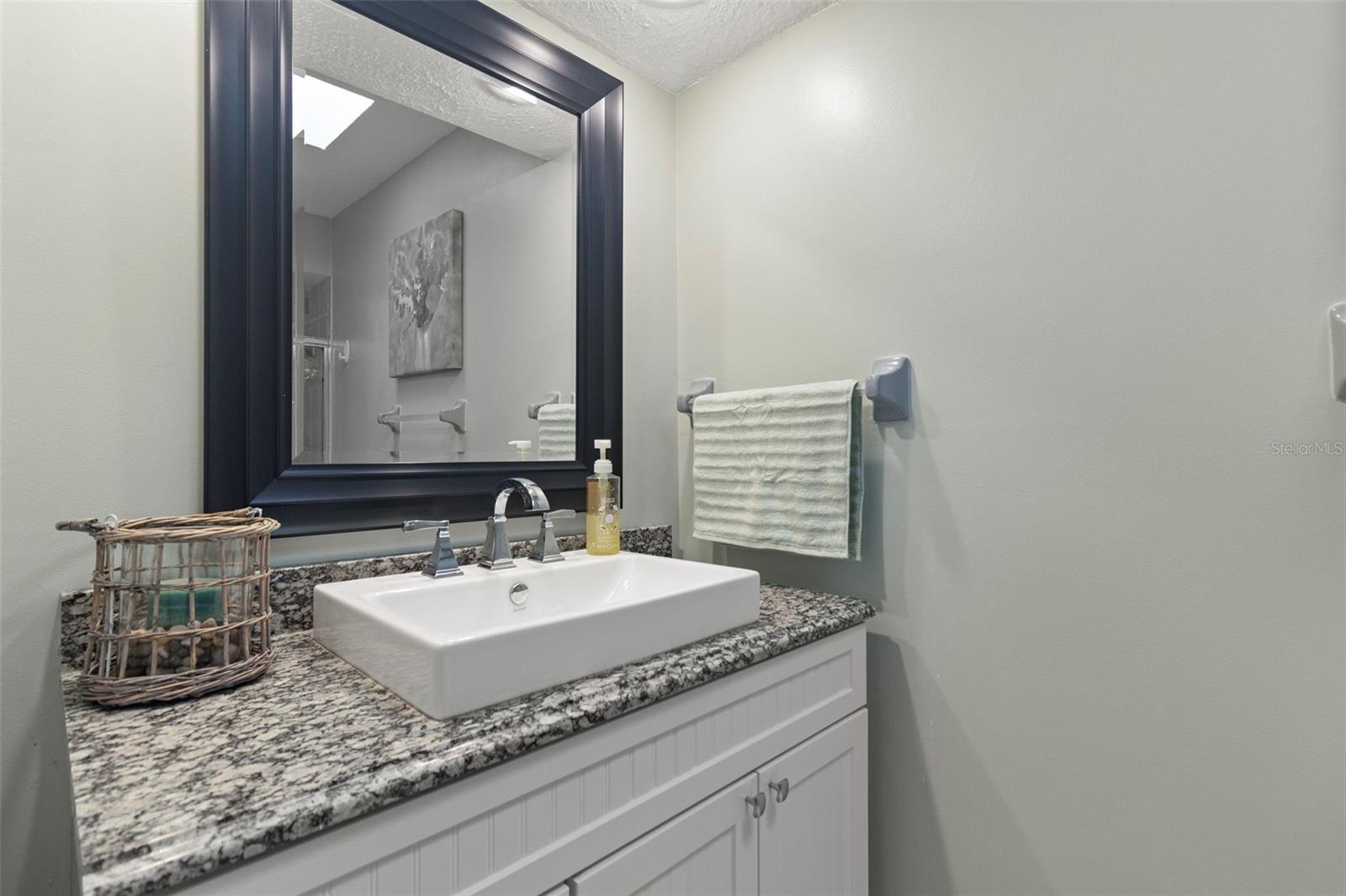 Image 21 of 61 For 22417 Glen Avenue