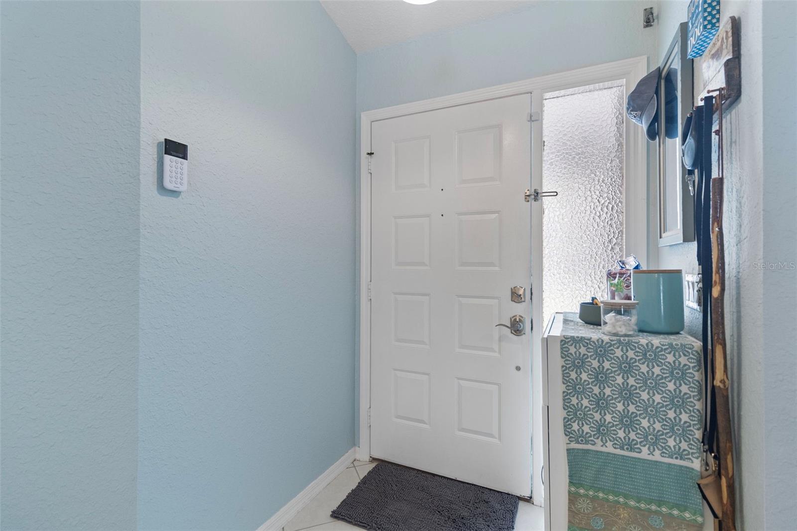 Image 23 of 61 For 22417 Glen Avenue