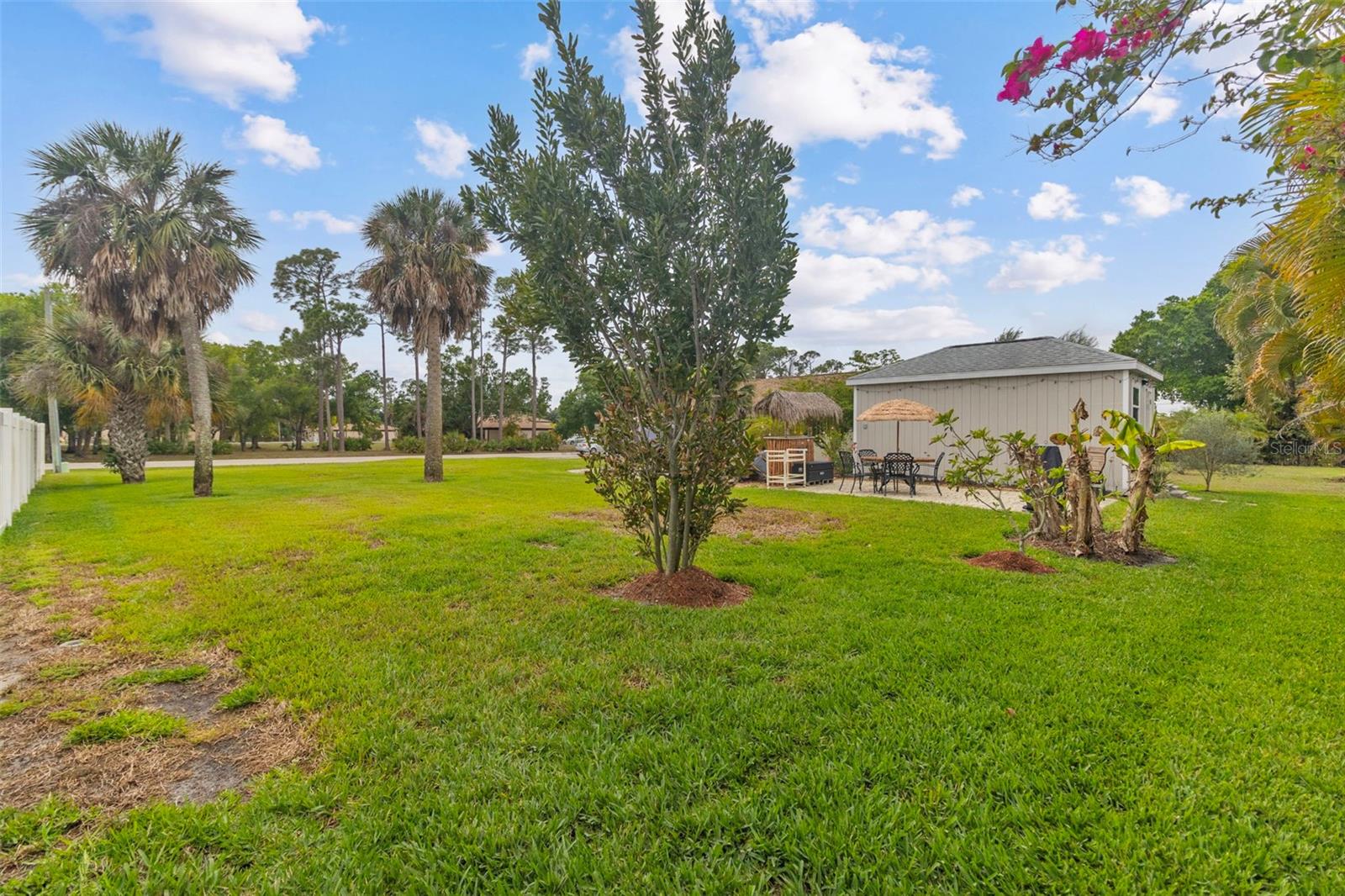 Image 49 of 61 For 22417 Glen Avenue