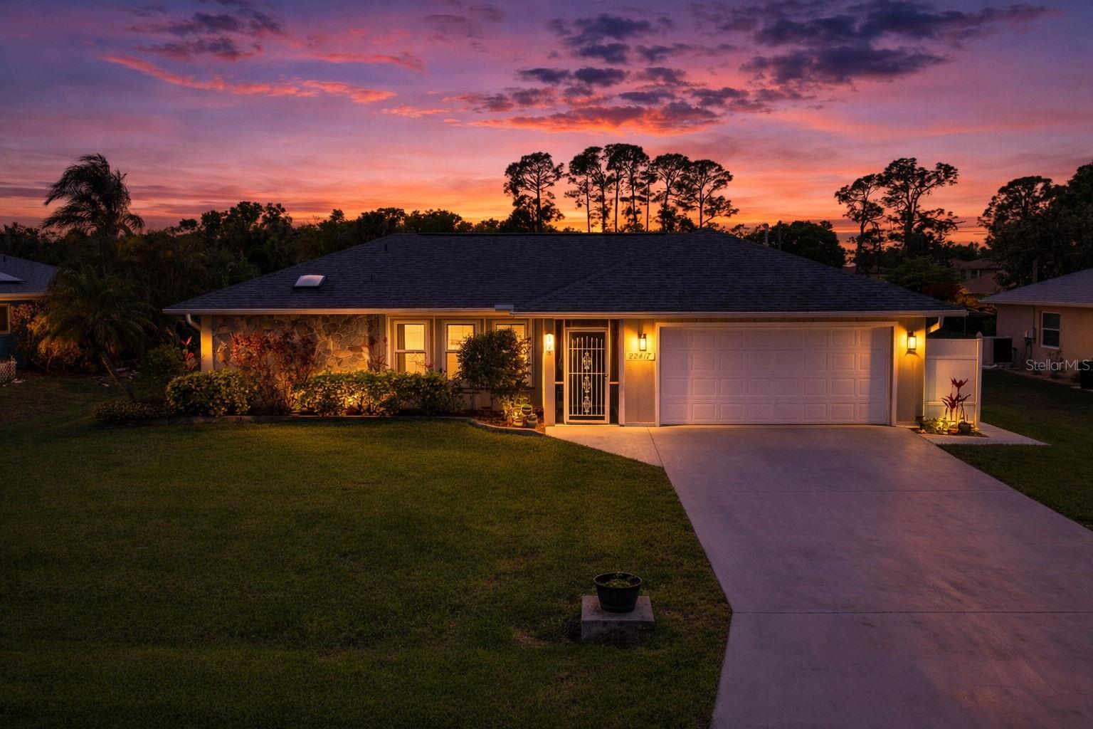 Image 53 of 61 For 22417 Glen Avenue