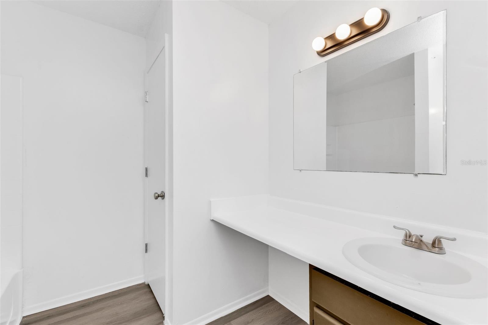 Image 21 of 34 For 1475 Ohio Avenue