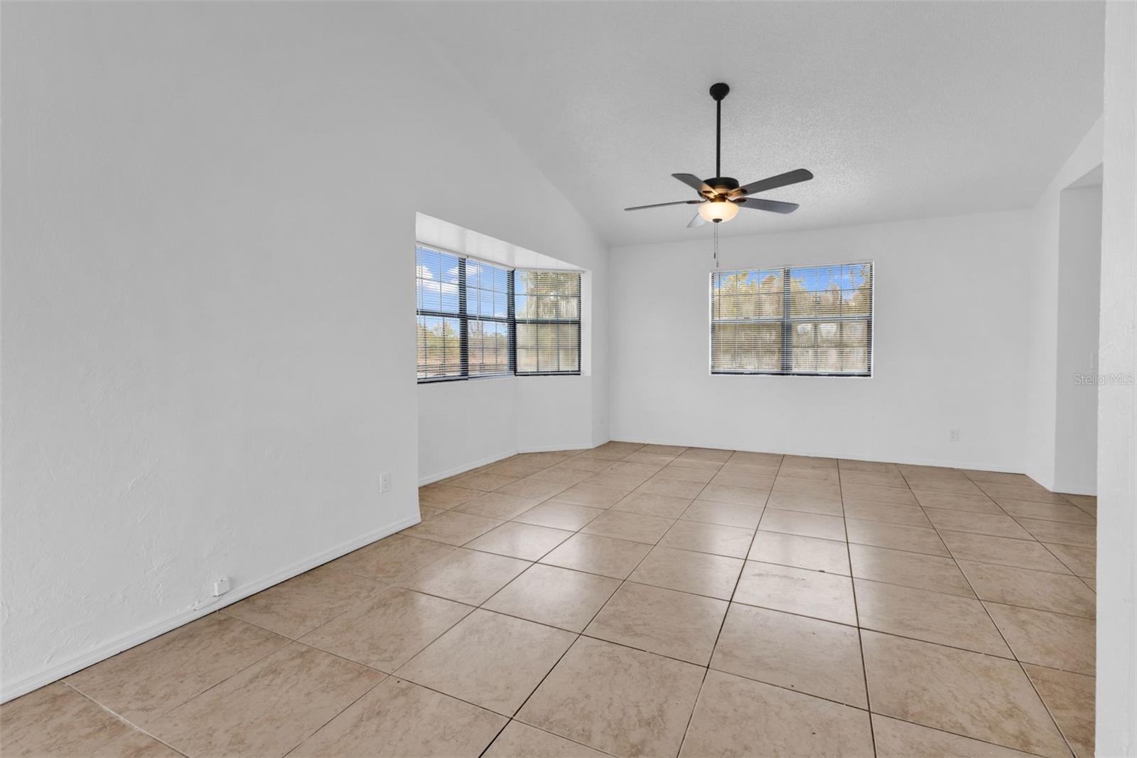 Image 8 of 34 For 1475 Ohio Avenue