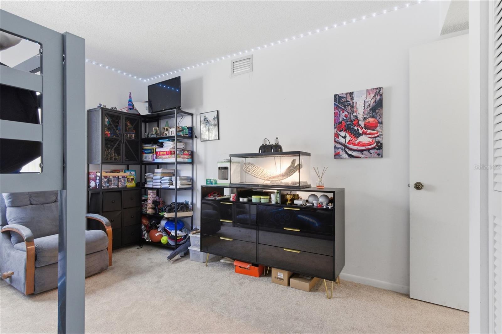 Image 22 of 44 For 1628 Clower Creek Drive 225