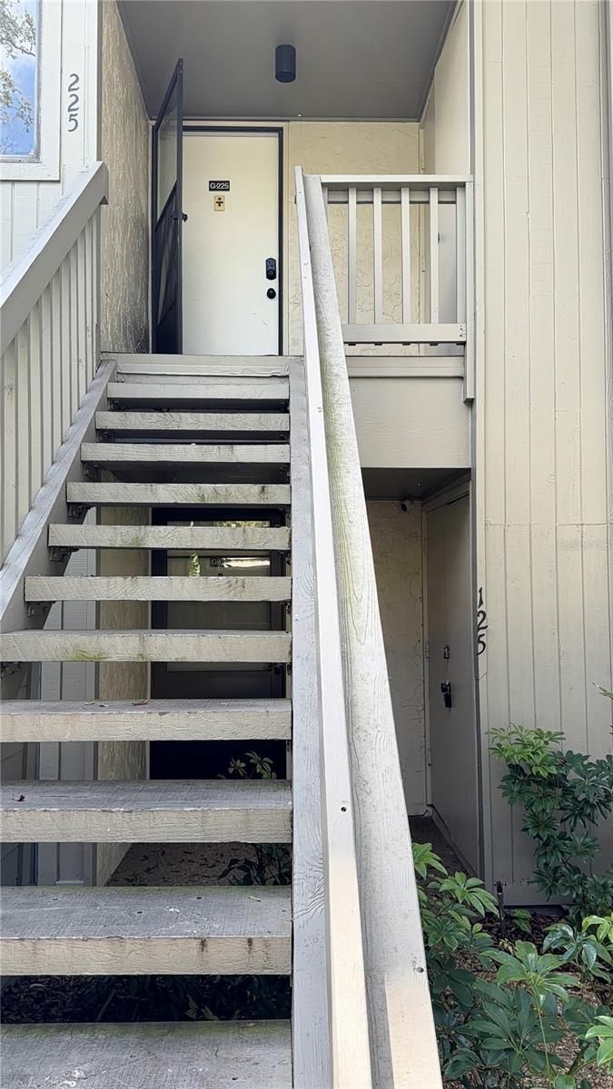 Image 26 of 44 For 1628 Clower Creek Drive 225