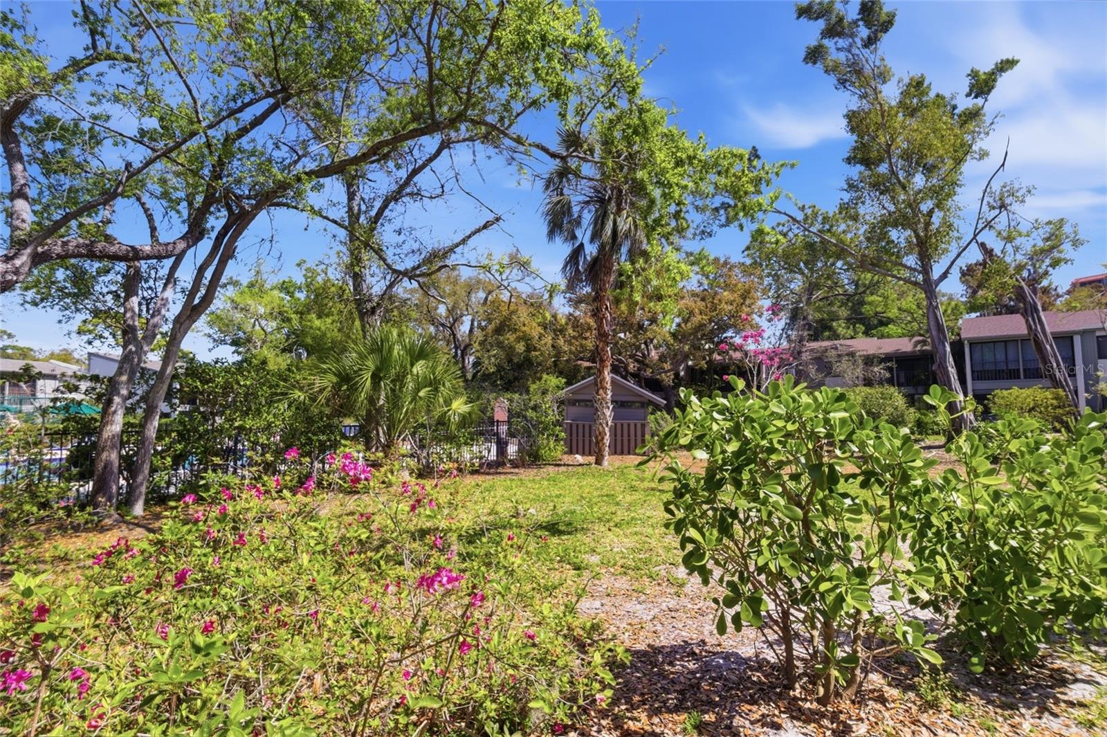 Image 35 of 44 For 1628 Clower Creek Drive 225