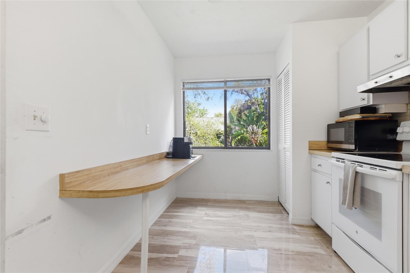 Image 8 of 44 For 1628 Clower Creek Drive 225