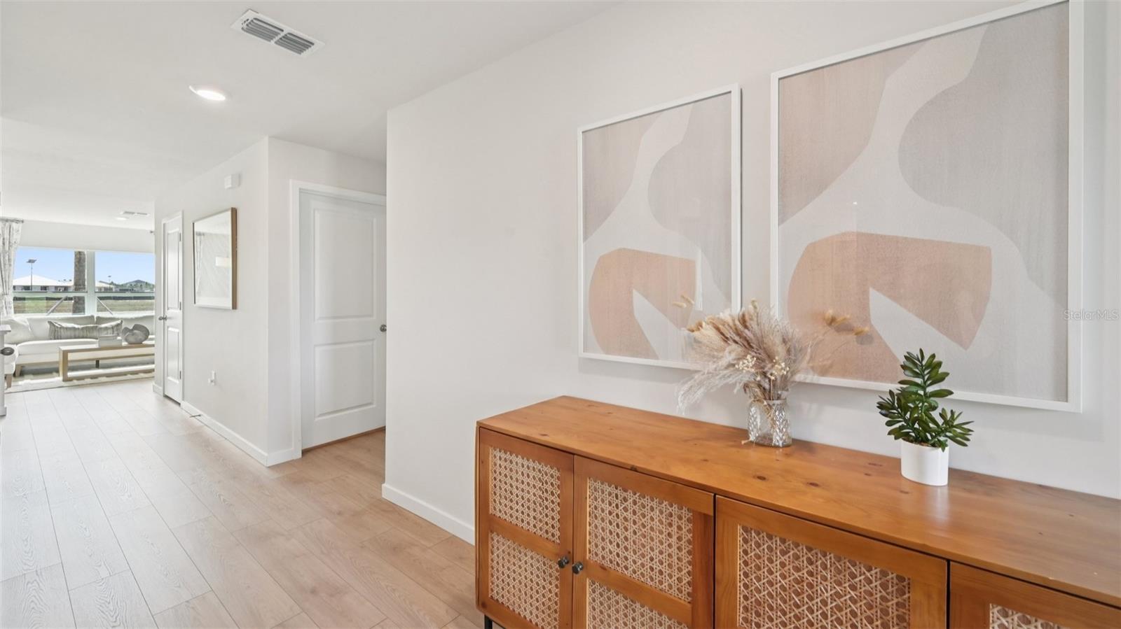 Image 10 of 47 For 1524 Powell Valley Drive