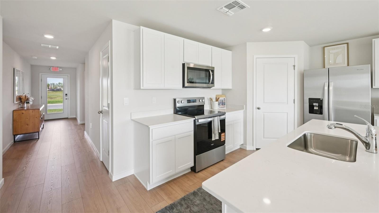 Image 8 of 47 For 1524 Powell Valley Drive