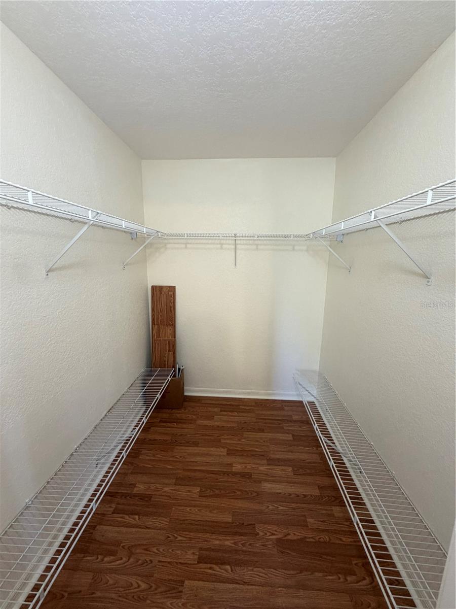 Image 13 of 21 For 1612 Blue Lake Circle