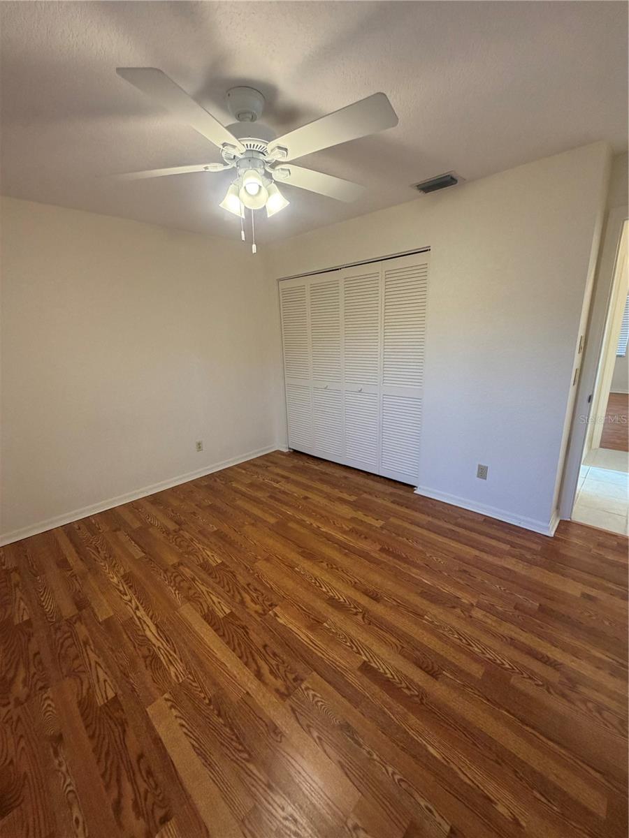 Image 16 of 21 For 1612 Blue Lake Circle