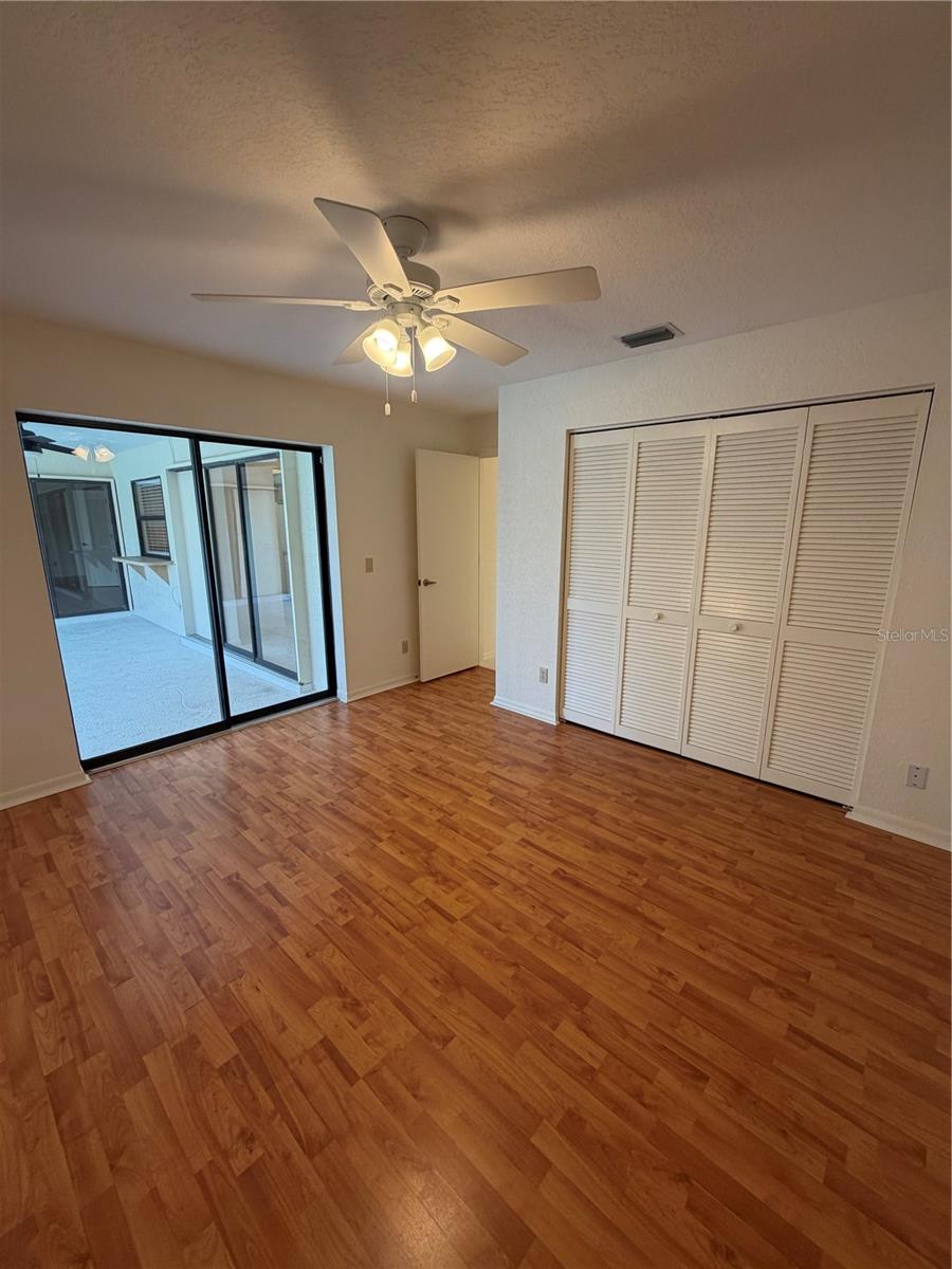 Image 19 of 21 For 1612 Blue Lake Circle