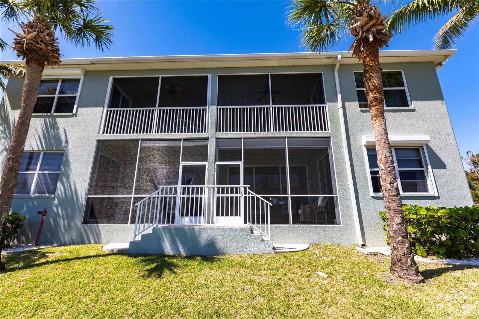 Image 26 of 33 For 2002 Bal Harbor Boulevard 1022