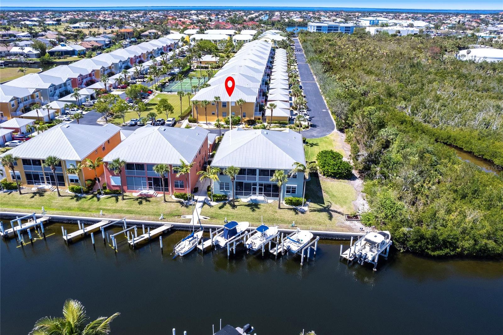 Image 28 of 33 For 2002 Bal Harbor Boulevard 1022