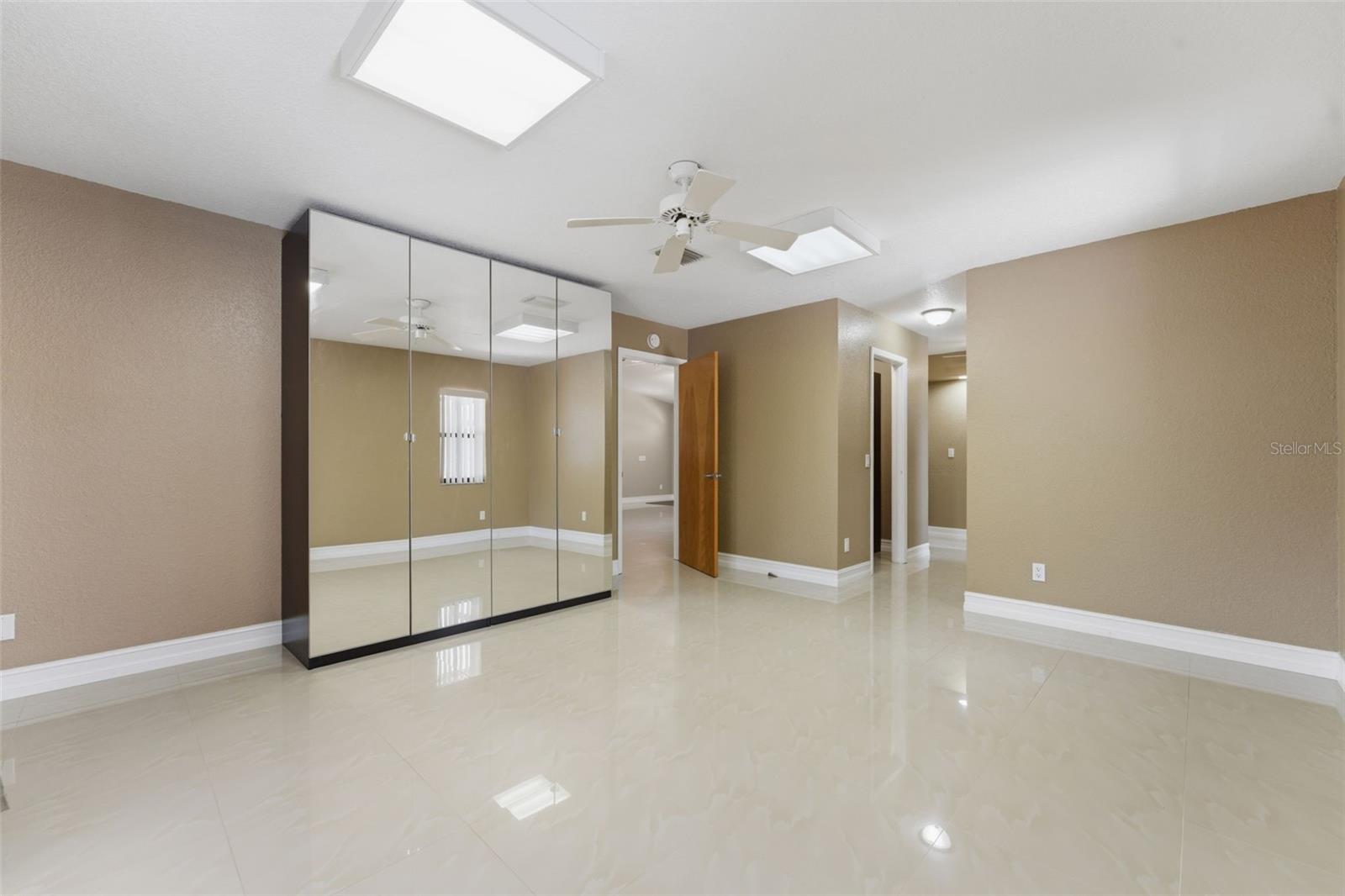 Image 12 of 25 For 27300 San Carlos Drive