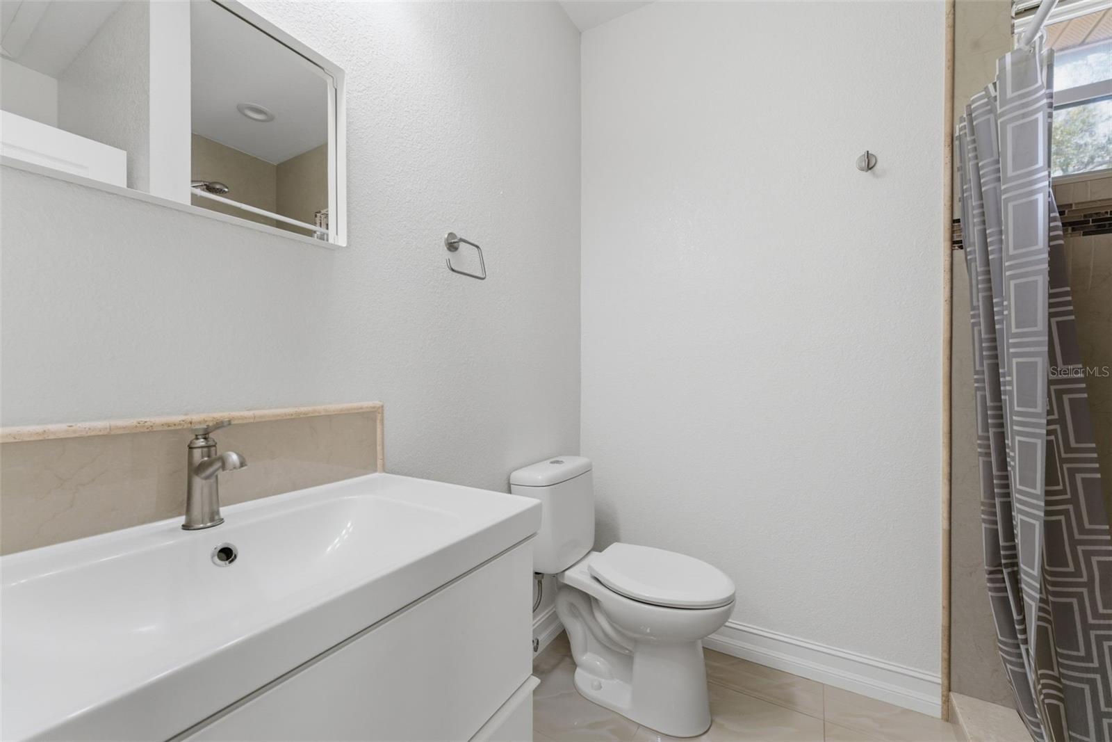 Image 16 of 25 For 27300 San Carlos Drive