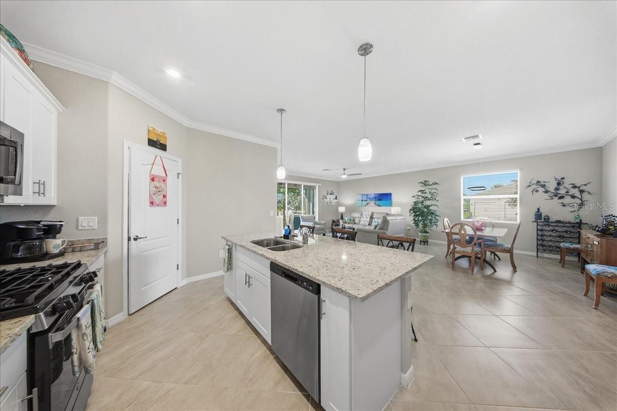 Image 17 of 43 For 17677 Fallen Branch Way