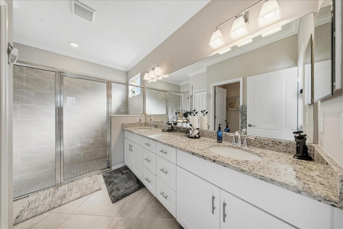 Image 26 of 43 For 17677 Fallen Branch Way