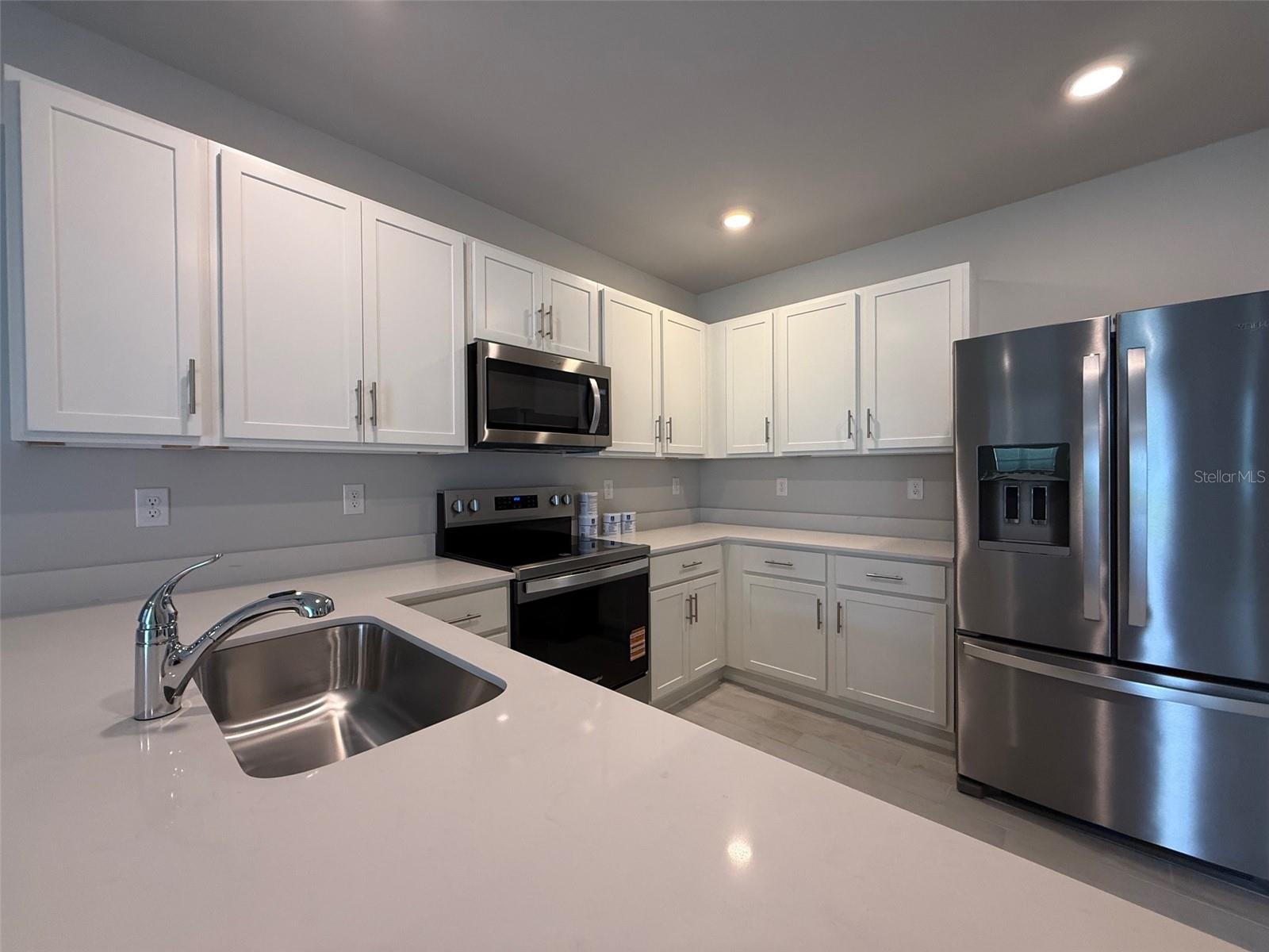 Image 10 of 27 For 9404 Sunbeam Circle