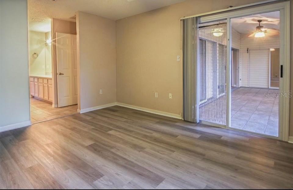 Image 7 of 13 For 6032 Magpie Drive