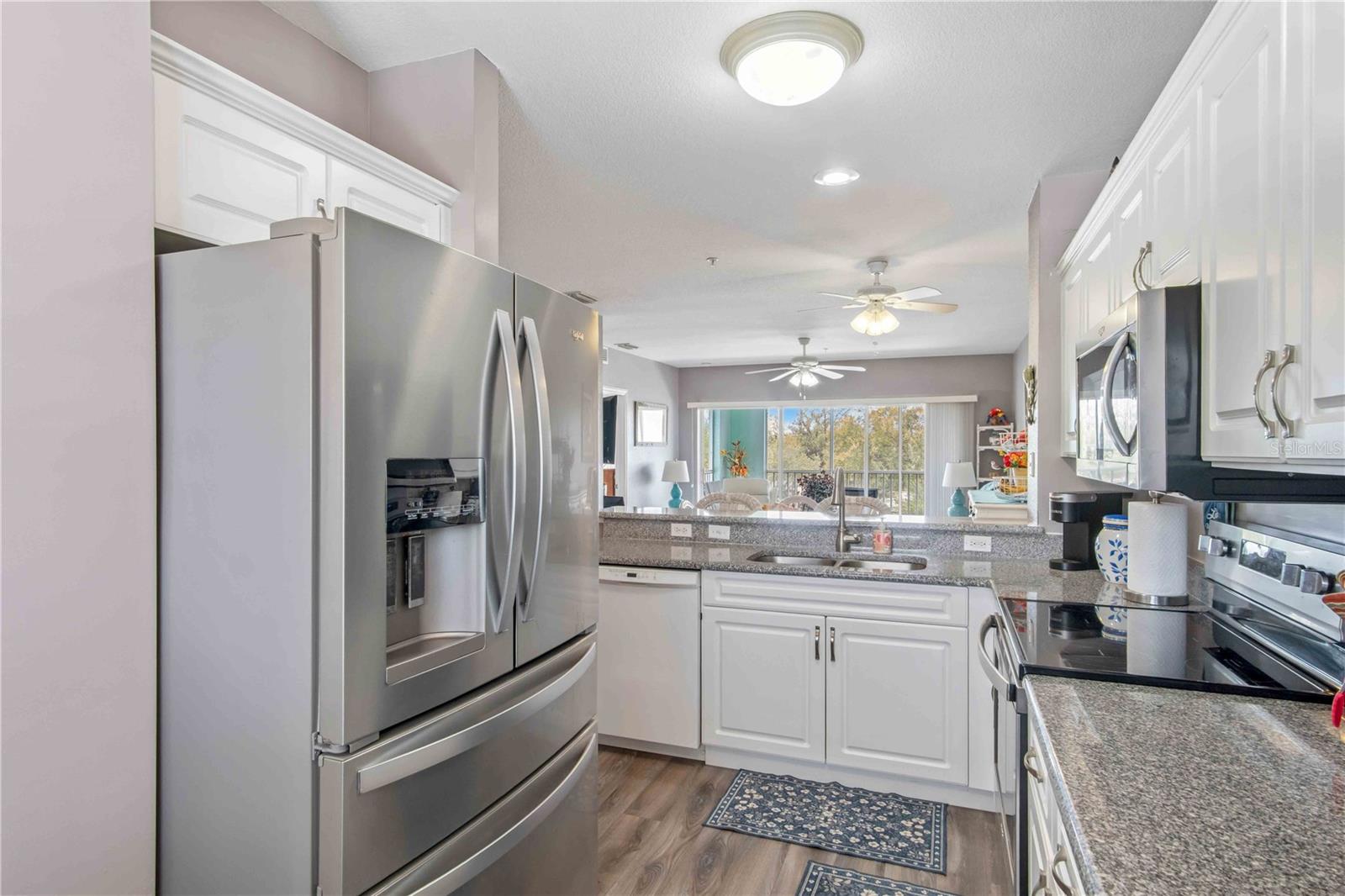 Image 13 of 54 For 19385 Water Oak Drive 304