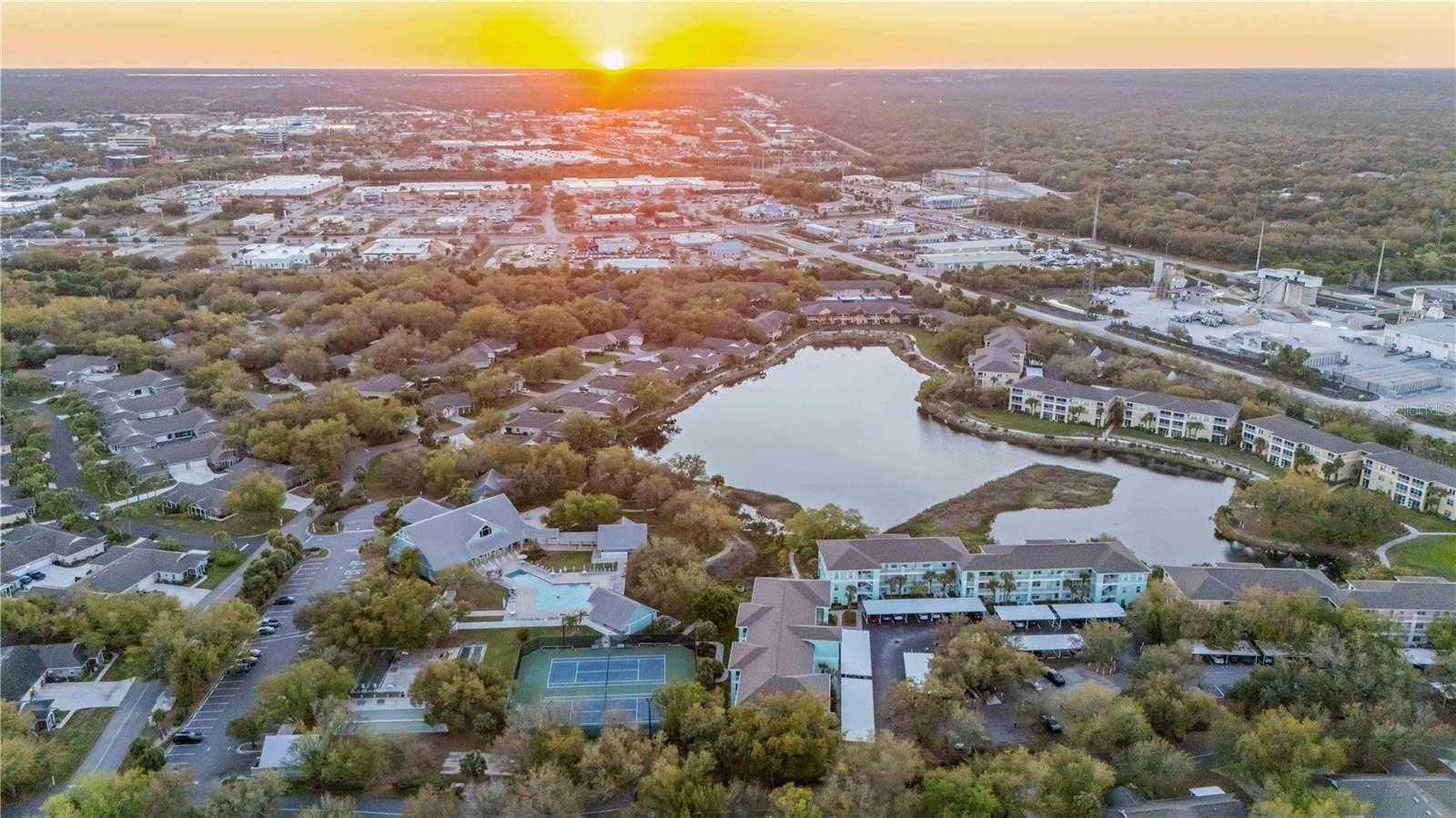 Image 50 of 54 For 19385 Water Oak Drive 304