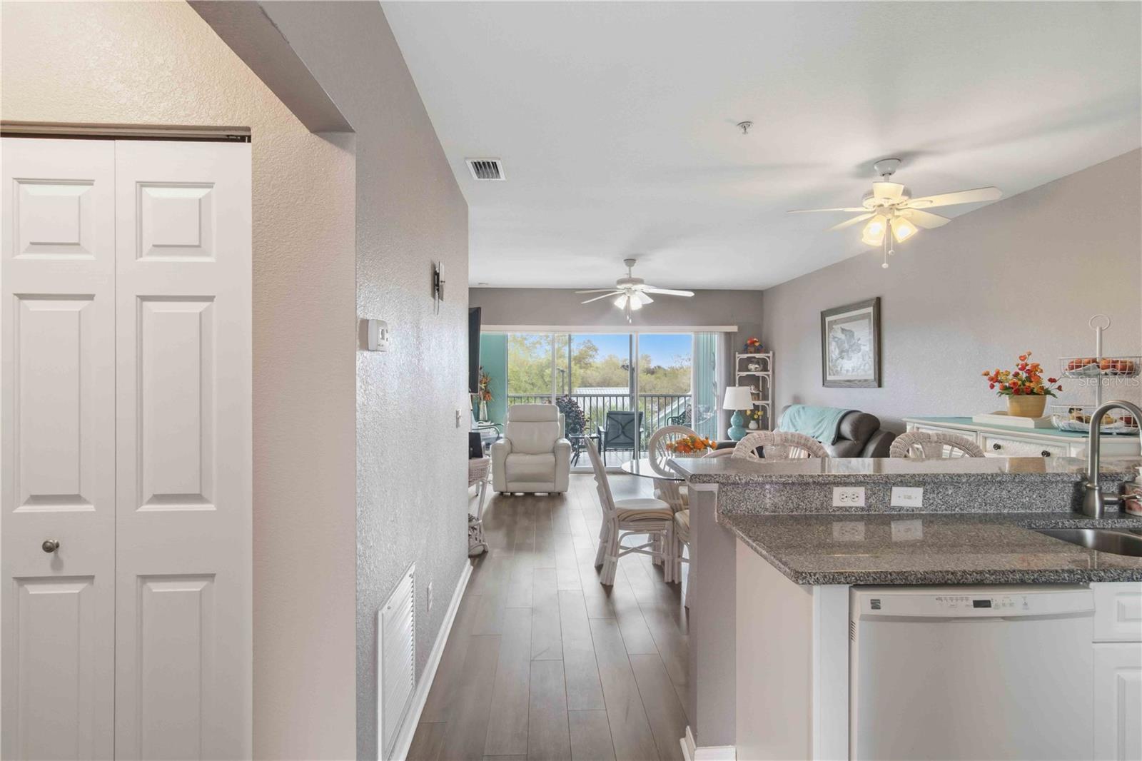 Image 9 of 54 For 19385 Water Oak Drive 304