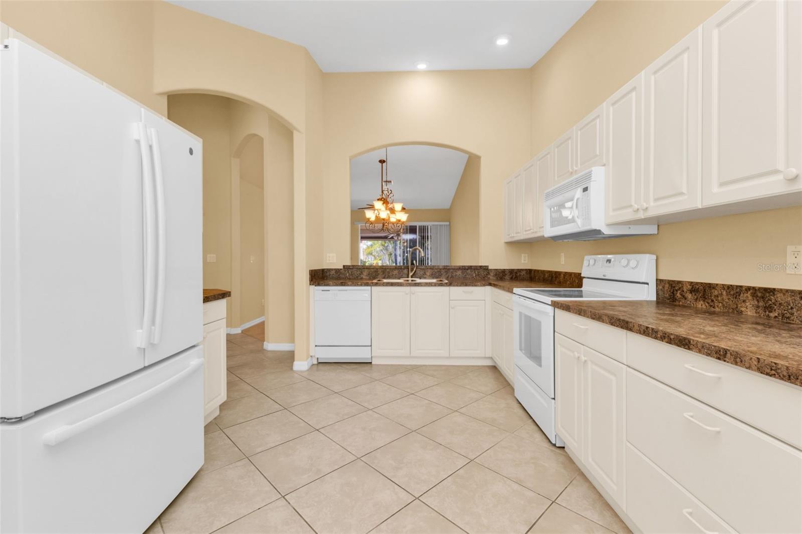 Image 15 of 34 For 3841 Albacete Circle 51