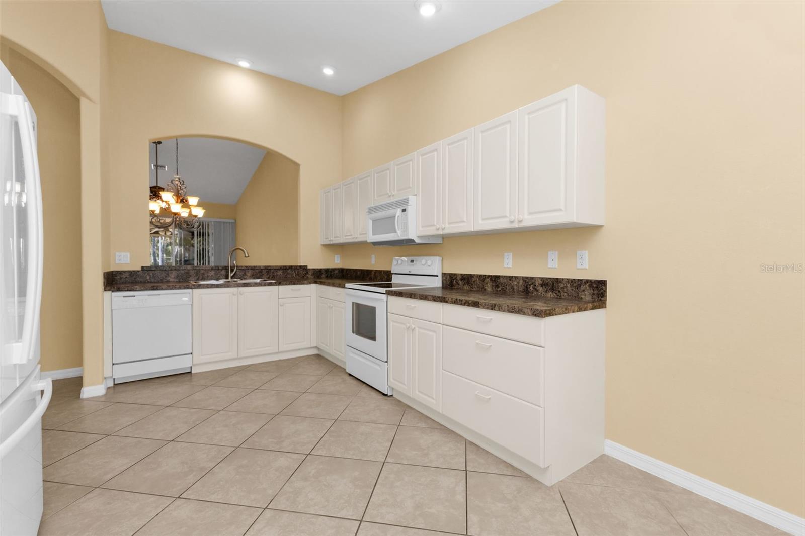 Image 16 of 34 For 3841 Albacete Circle 51