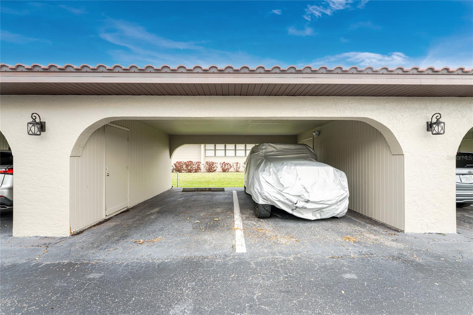 Image 27 of 38 For 2601 Marion Avenue 42a