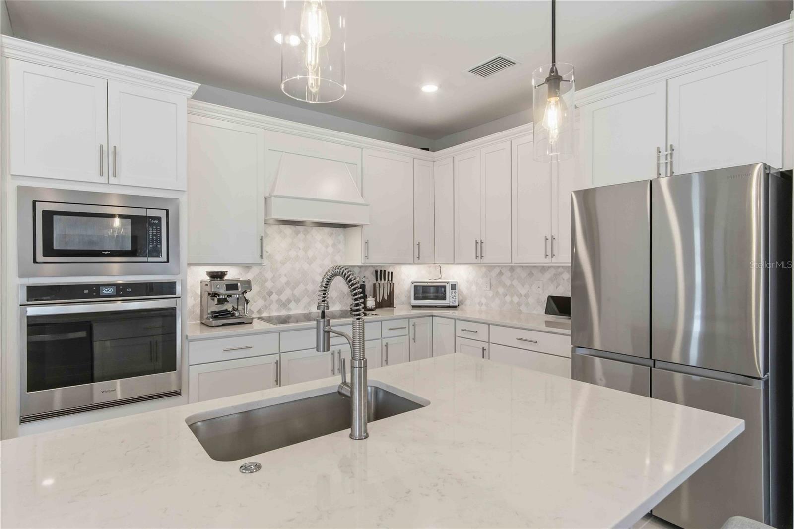 Image 20 of 86 For 2414 Gabel Oak Drive