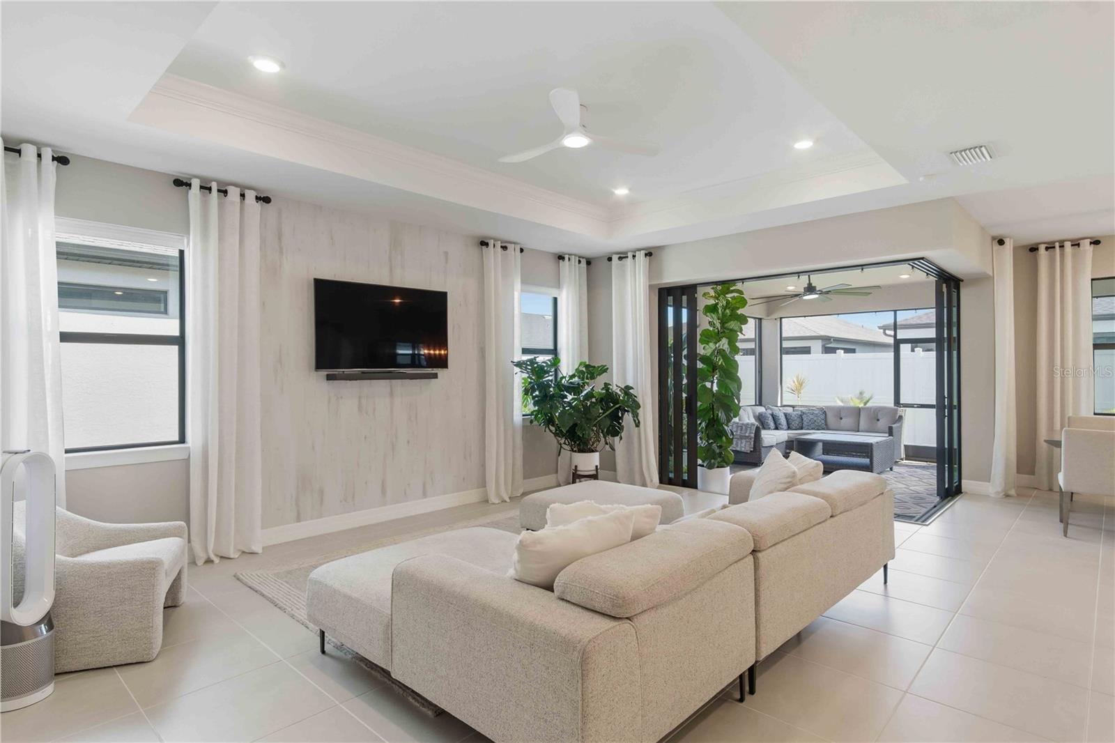 Image 38 of 86 For 2414 Gabel Oak Drive