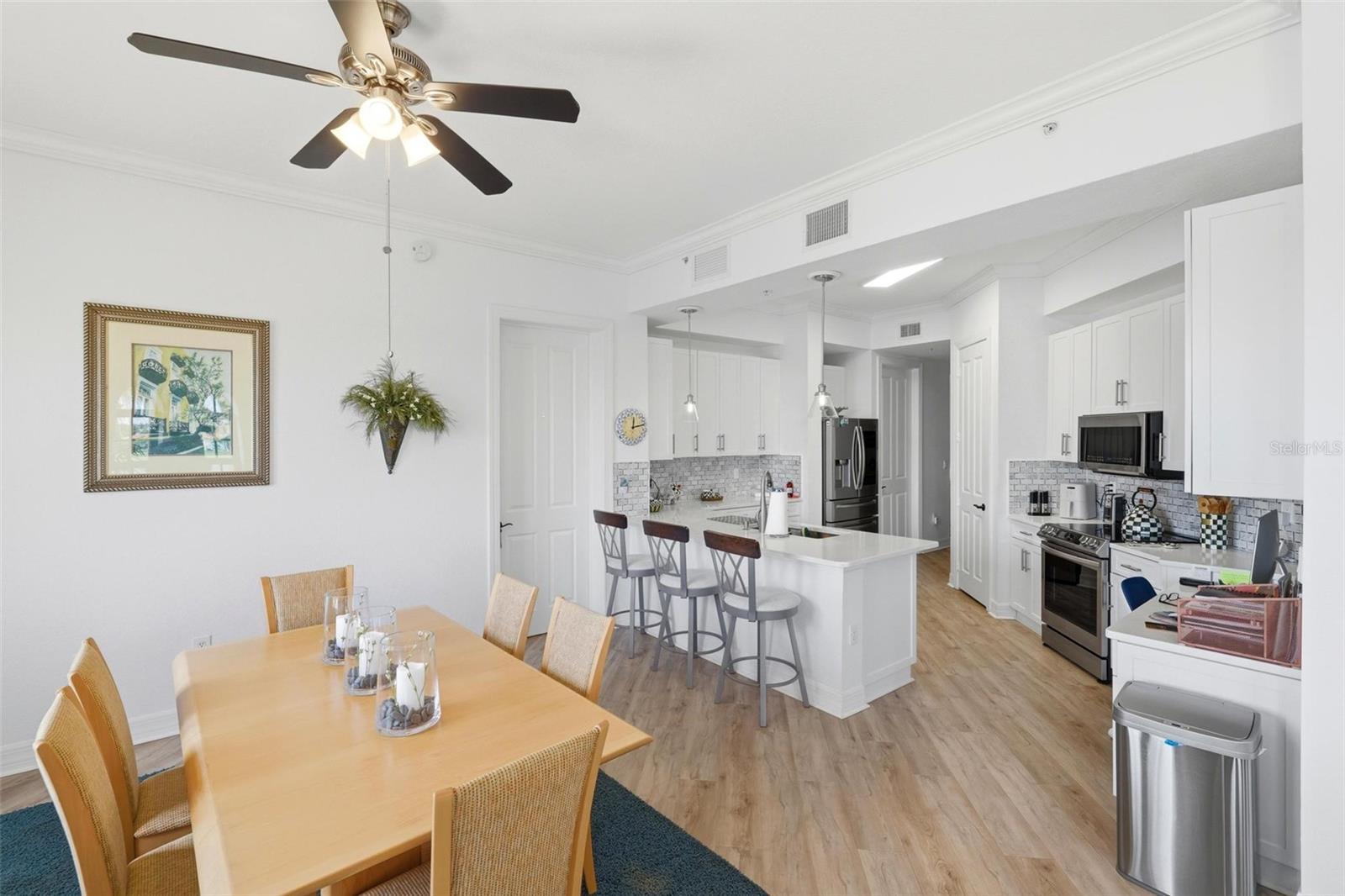 Image 21 of 57 For 96 Vivante Boulevard 9625