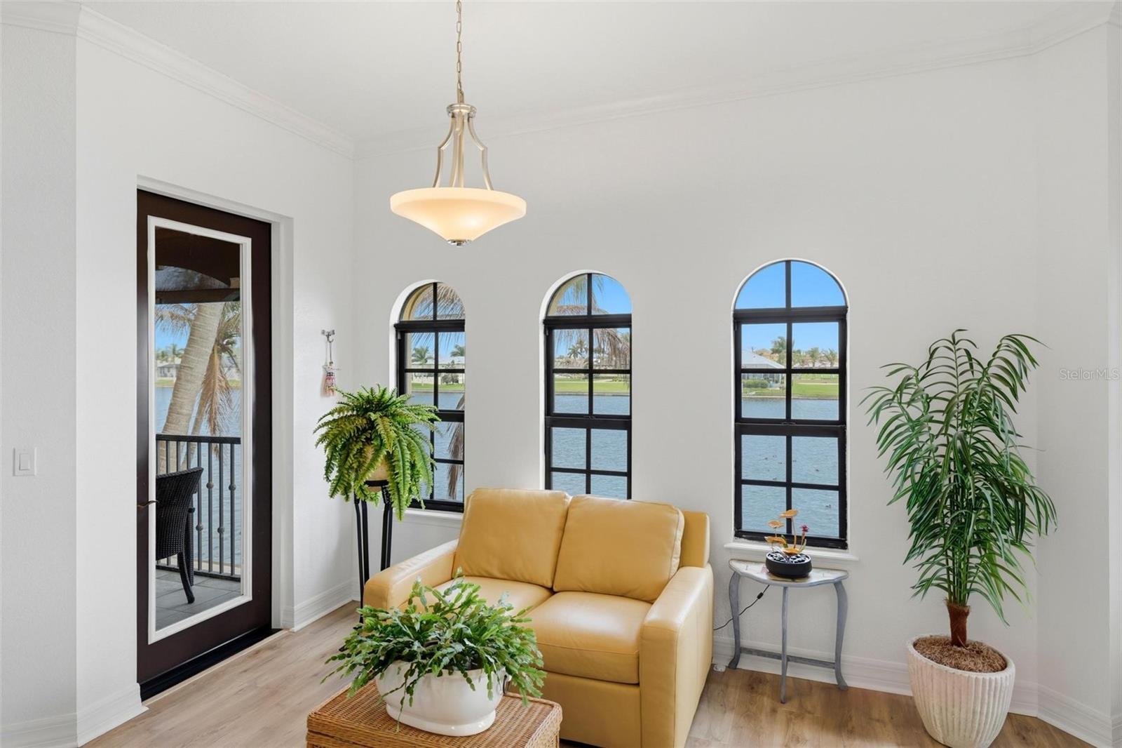 Image 22 of 57 For 96 Vivante Boulevard 9625