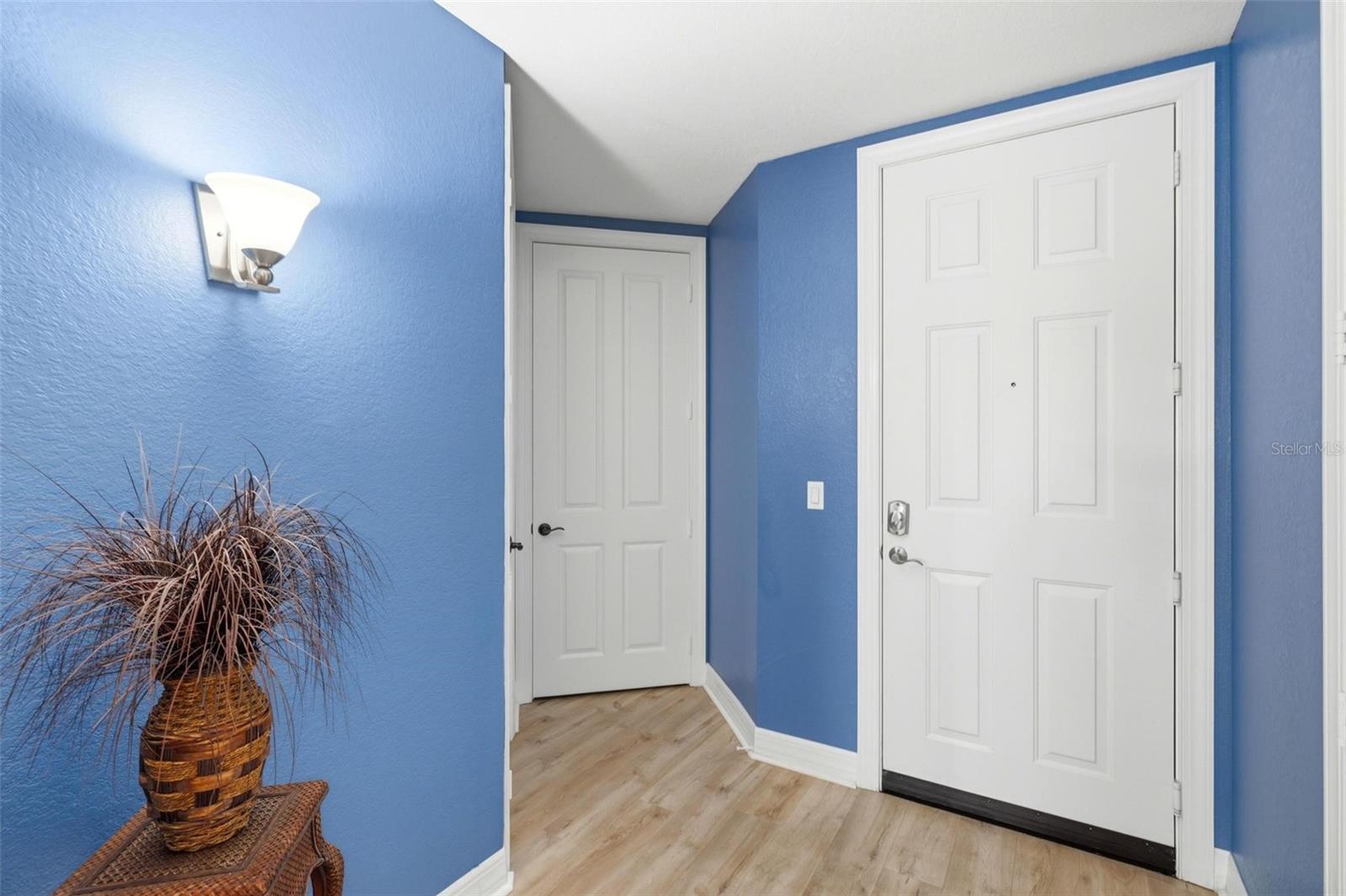 Image 42 of 57 For 96 Vivante Boulevard 9625