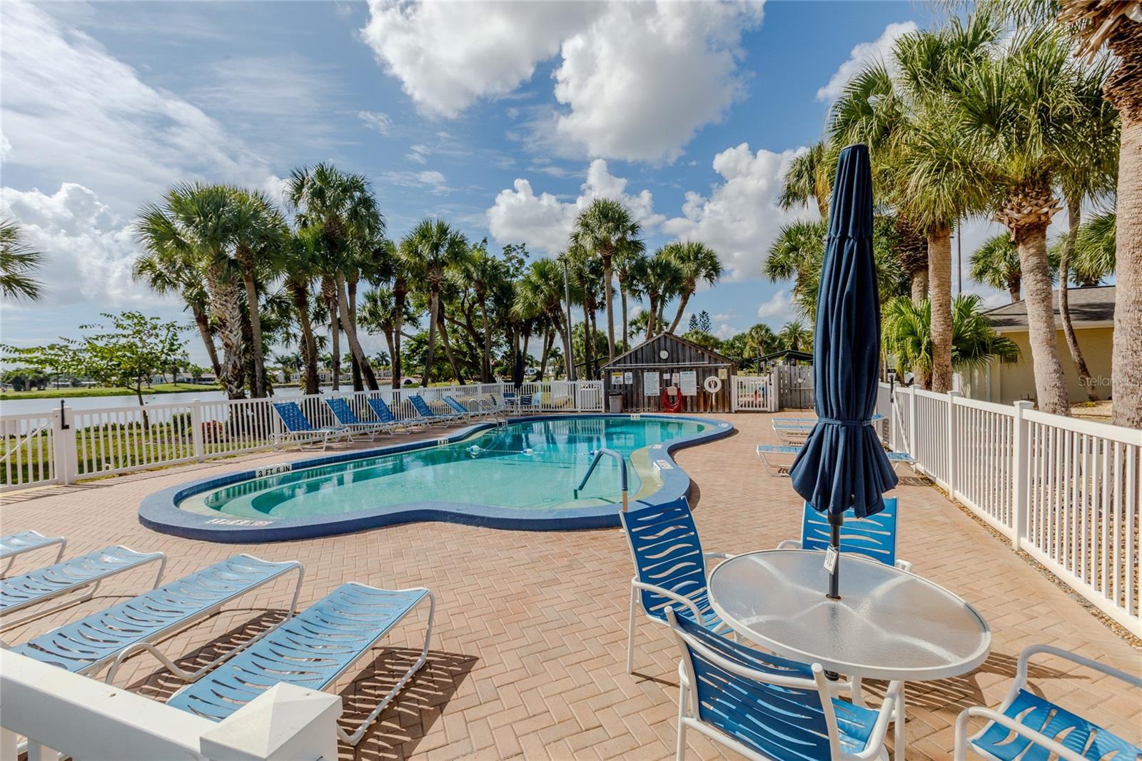 Image 23 of 50 For 2100 Kings Highway 729