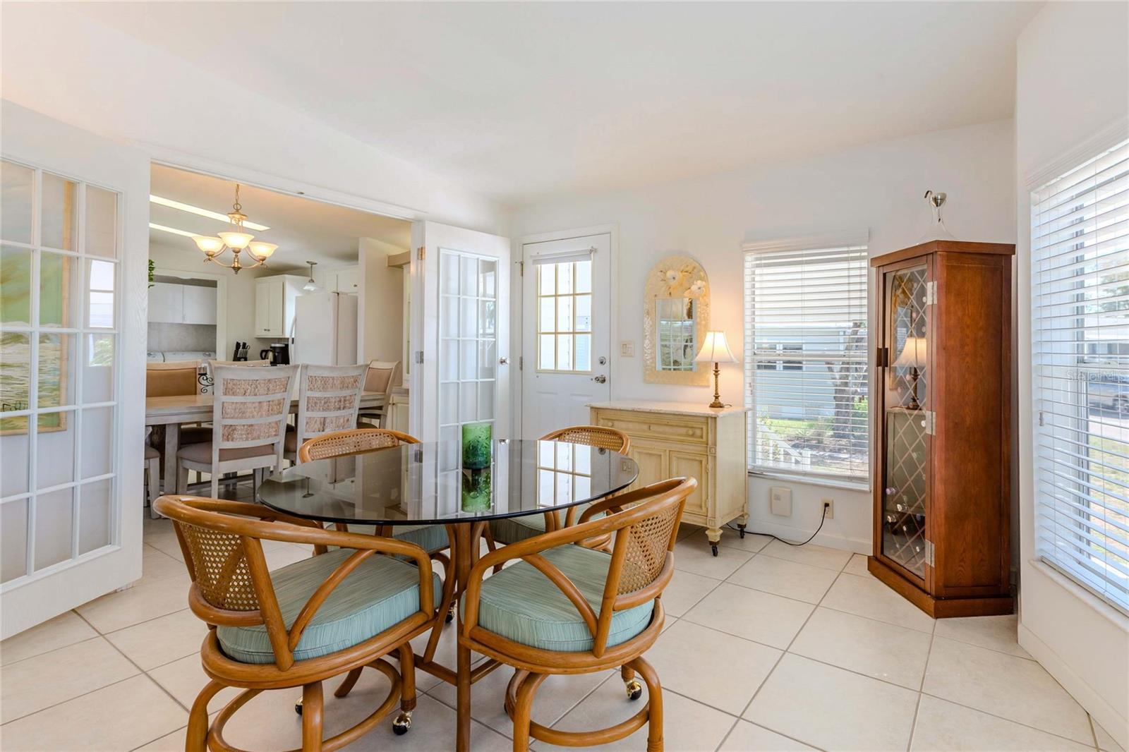 Image 9 of 50 For 2100 Kings Highway 729