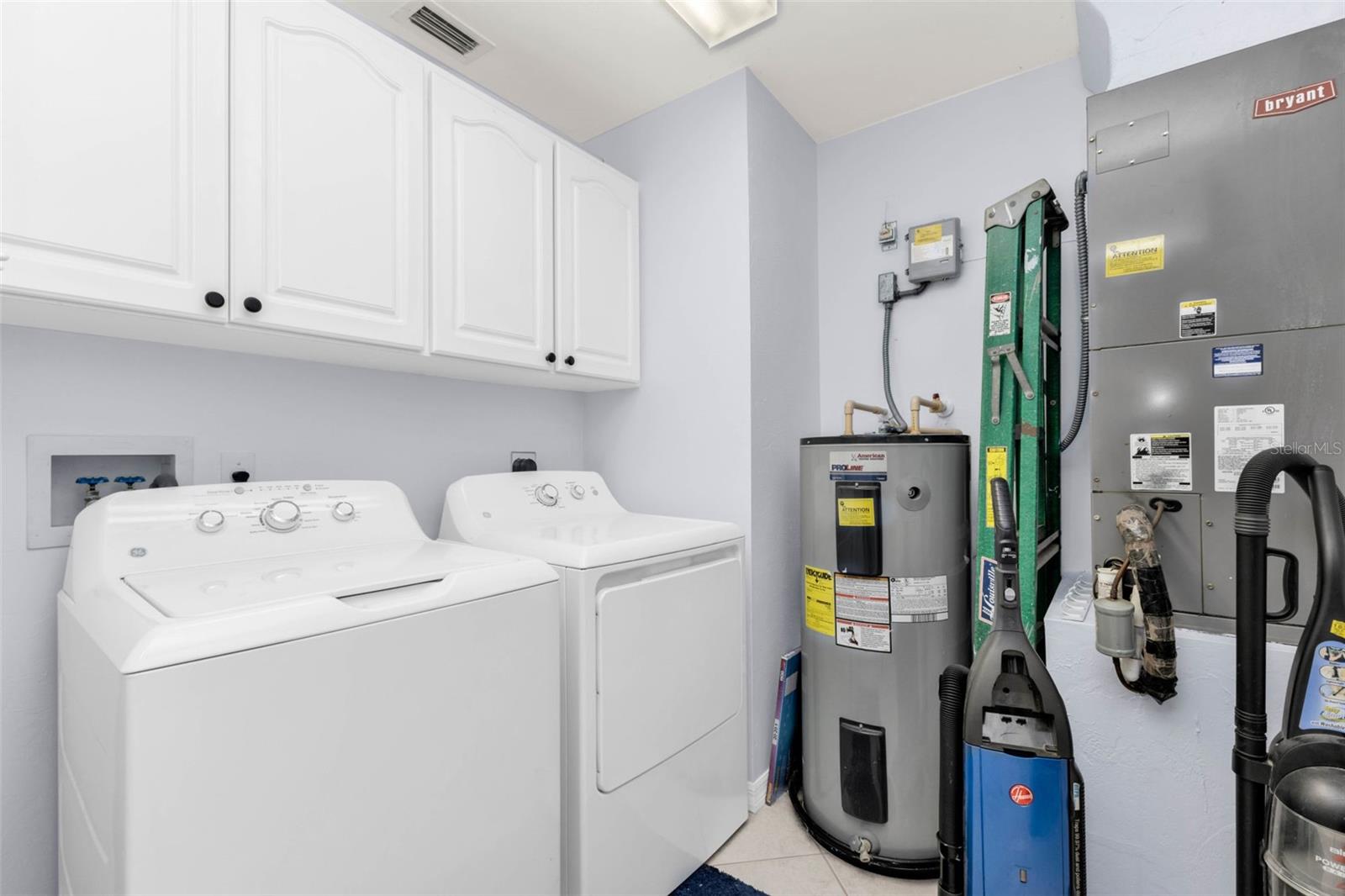 Image 16 of 26 For 12144 Egret  805