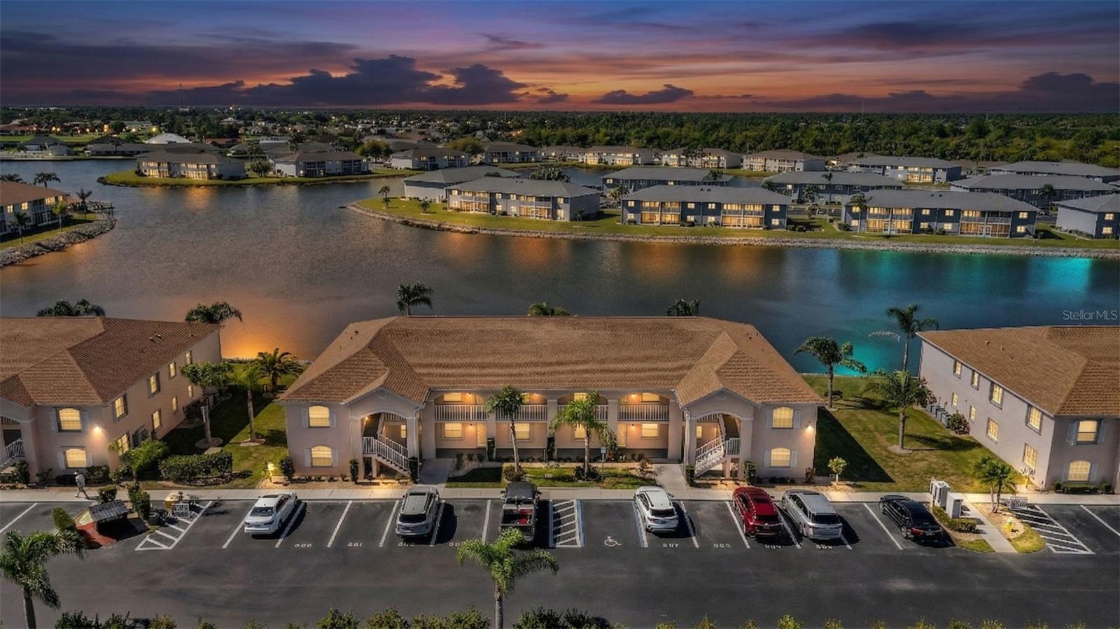 Image 2 of 26 For 12144 Egret  805