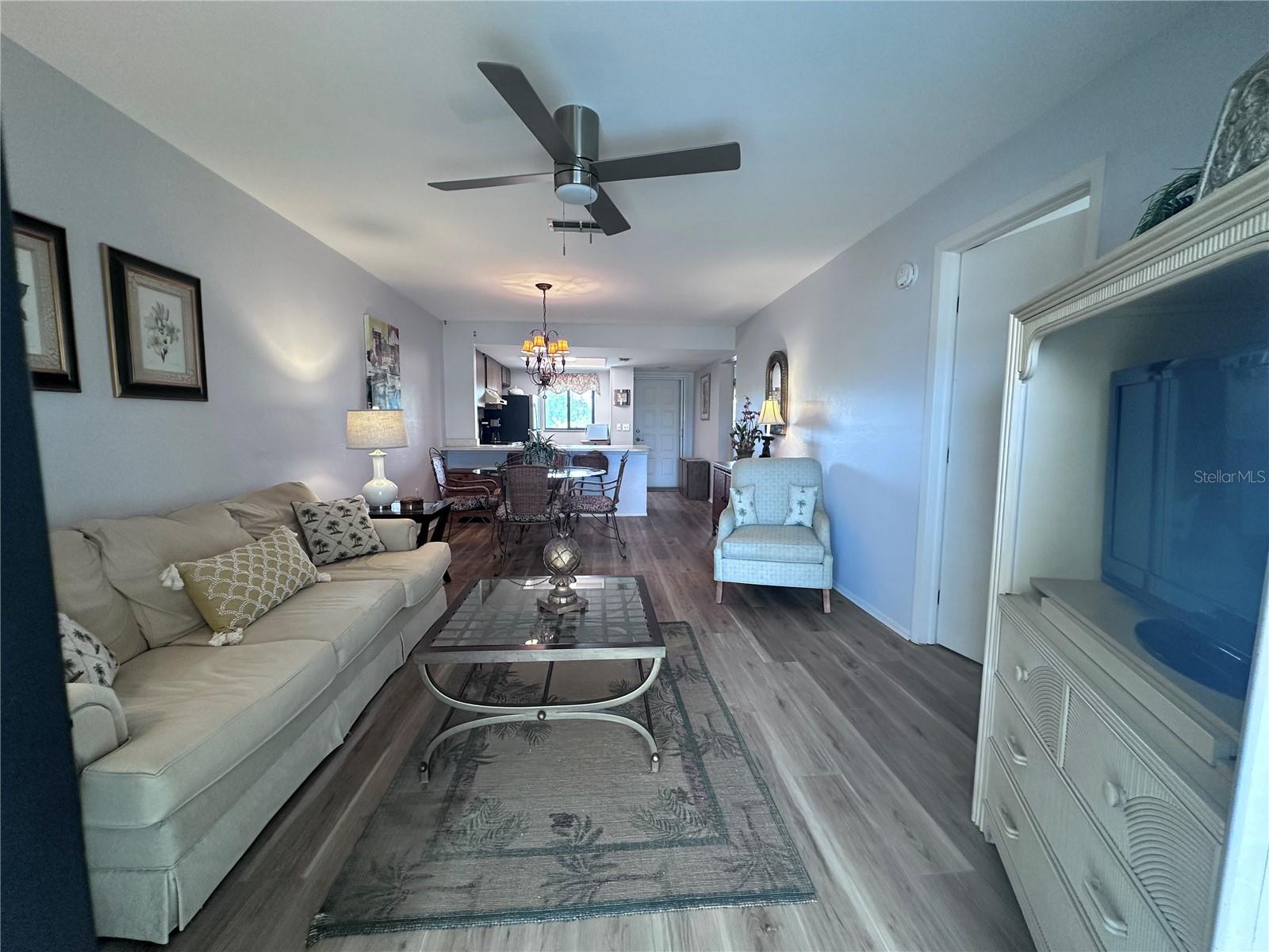 Image 10 of 40 For 25225 Rampart Boulevard 105