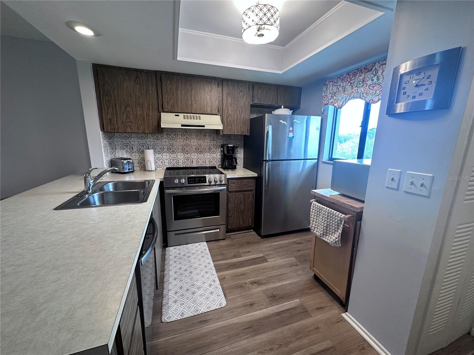 Image 15 of 40 For 25225 Rampart Boulevard 105